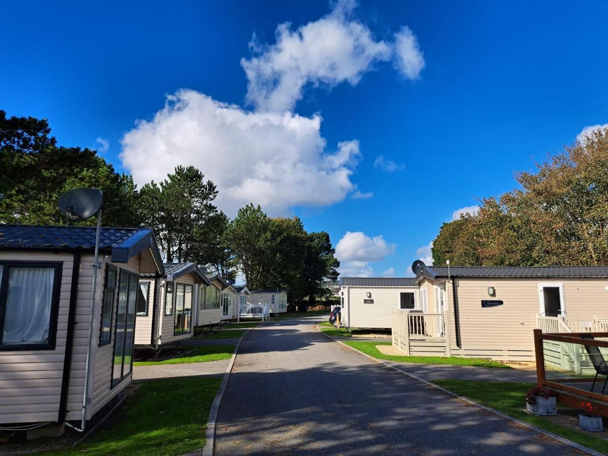 База отдыха A Short Walk To & Coastal Paths, On-site Facilities. Pets Welcome *